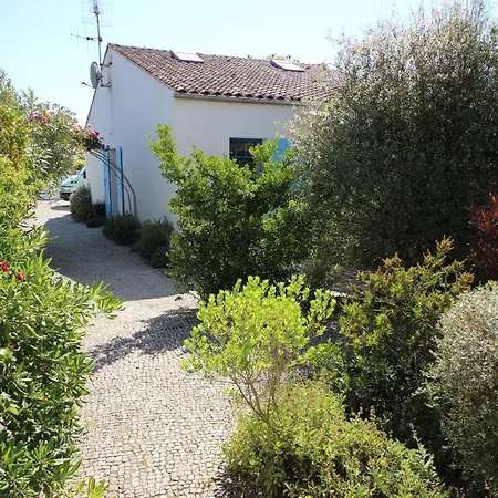 Holiday home Henriette, De Charme Entre Et Marche *