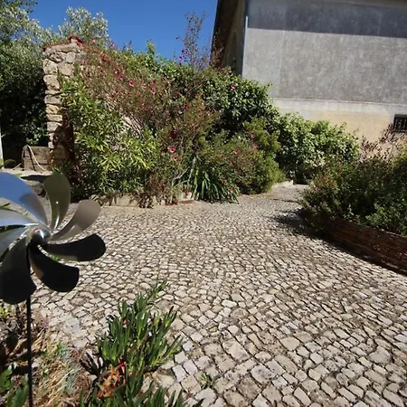 Henriette, De Charme Entre Et Marche